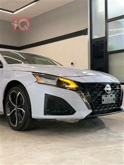 نيسان ألتيما